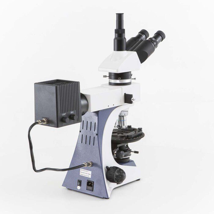 B220 - Microscópio de Polarização com Dupla Iluminação (Petrográfico)
