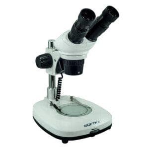 L10 - ESTEREOMICROSCÓPIO STEP BY STEP BIOPTIKA COM DUPLA ILUMINAÇÃO LED F ESQ