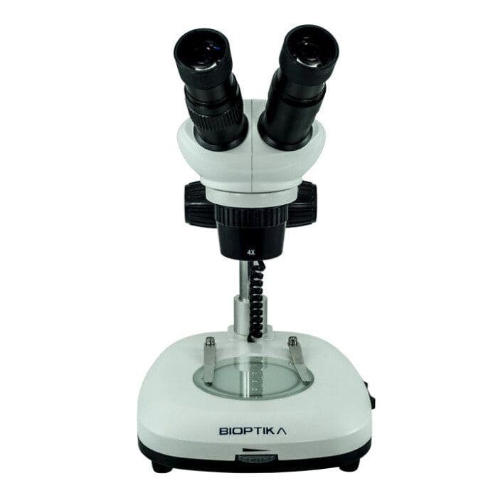 L10 - ESTEREOMICROSCÓPIO STEP BY STEP BIOPTIKA COM DUPLA ILUMINAÇÃO LED FRENTE